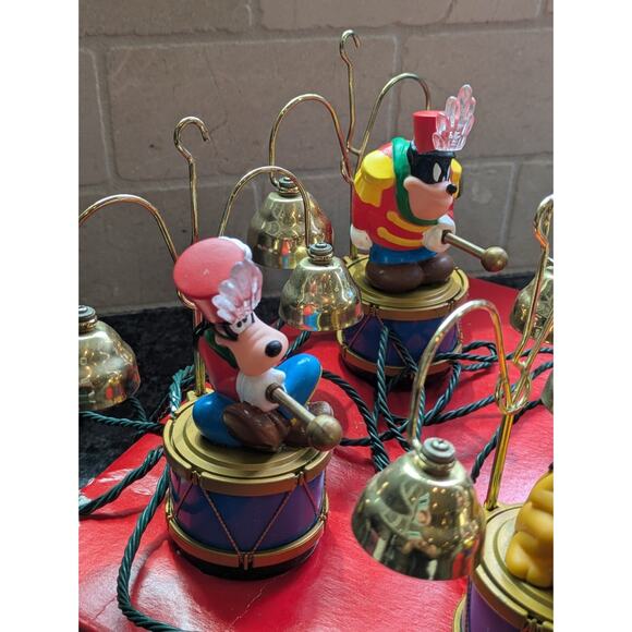 1992 Mr. Christmas Mickey’s Marching Band – 8 Disney Characters Drummers – WORKS - Picture 8 of 11